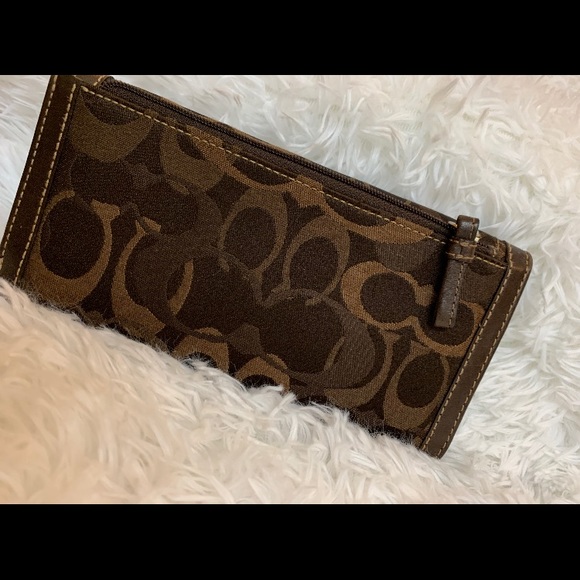 Wallet - Picture 2 of 3